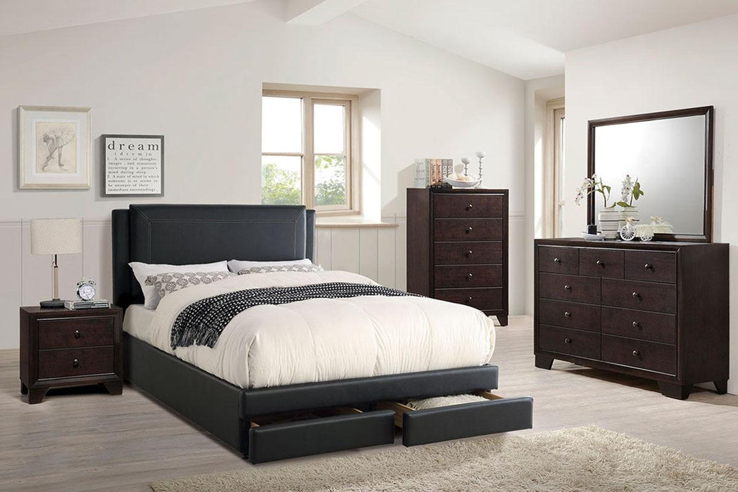 Liihcc E.King Bed/Black Pu in Black / Black
