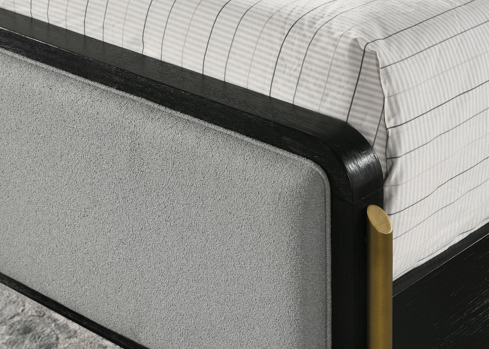 Arini Eastern King & Twin Bed